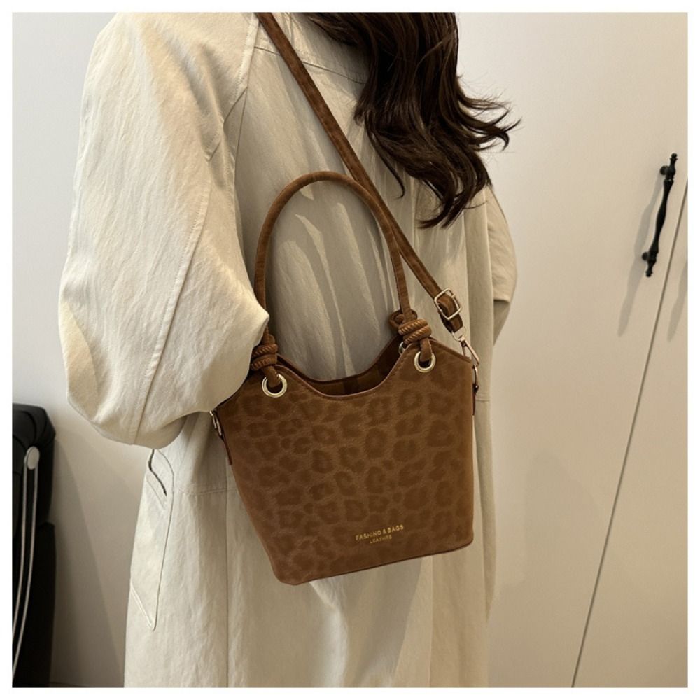 Portable Leopard Print Shoulde - Leather Backpack Vintage 评论和价格